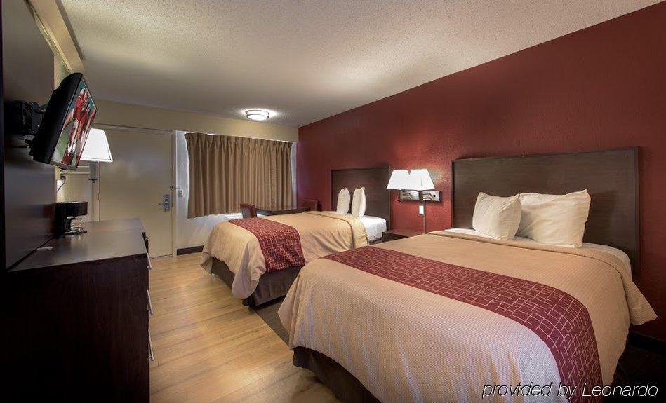 Red Roof Inn Columbia East - Ft Jackson Exterior photo