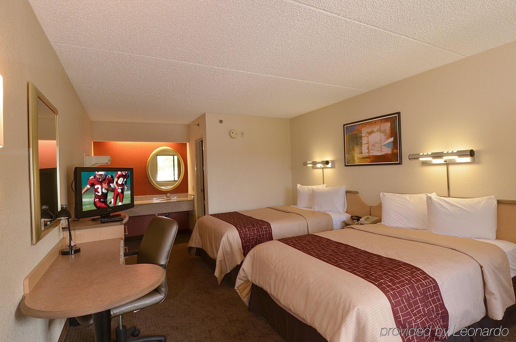 Red Roof Inn Columbia East - Ft Jackson Exterior photo